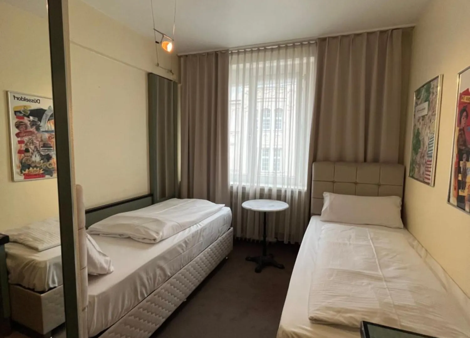 Hotel Monopol Düsseldorf 3*,