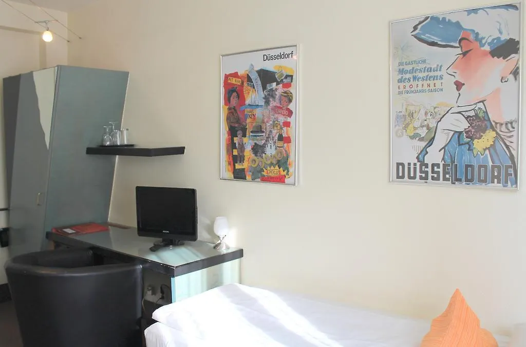 ***  Hotel Monopol Düsseldorf Deutschland